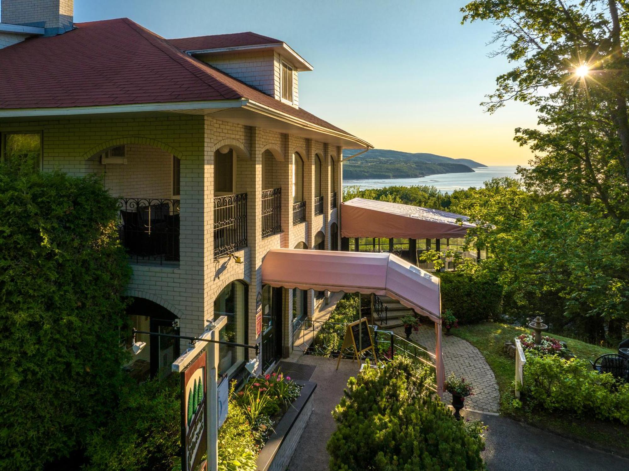Auberge Des Falaises La Malbaie Zewnętrze zdjęcie